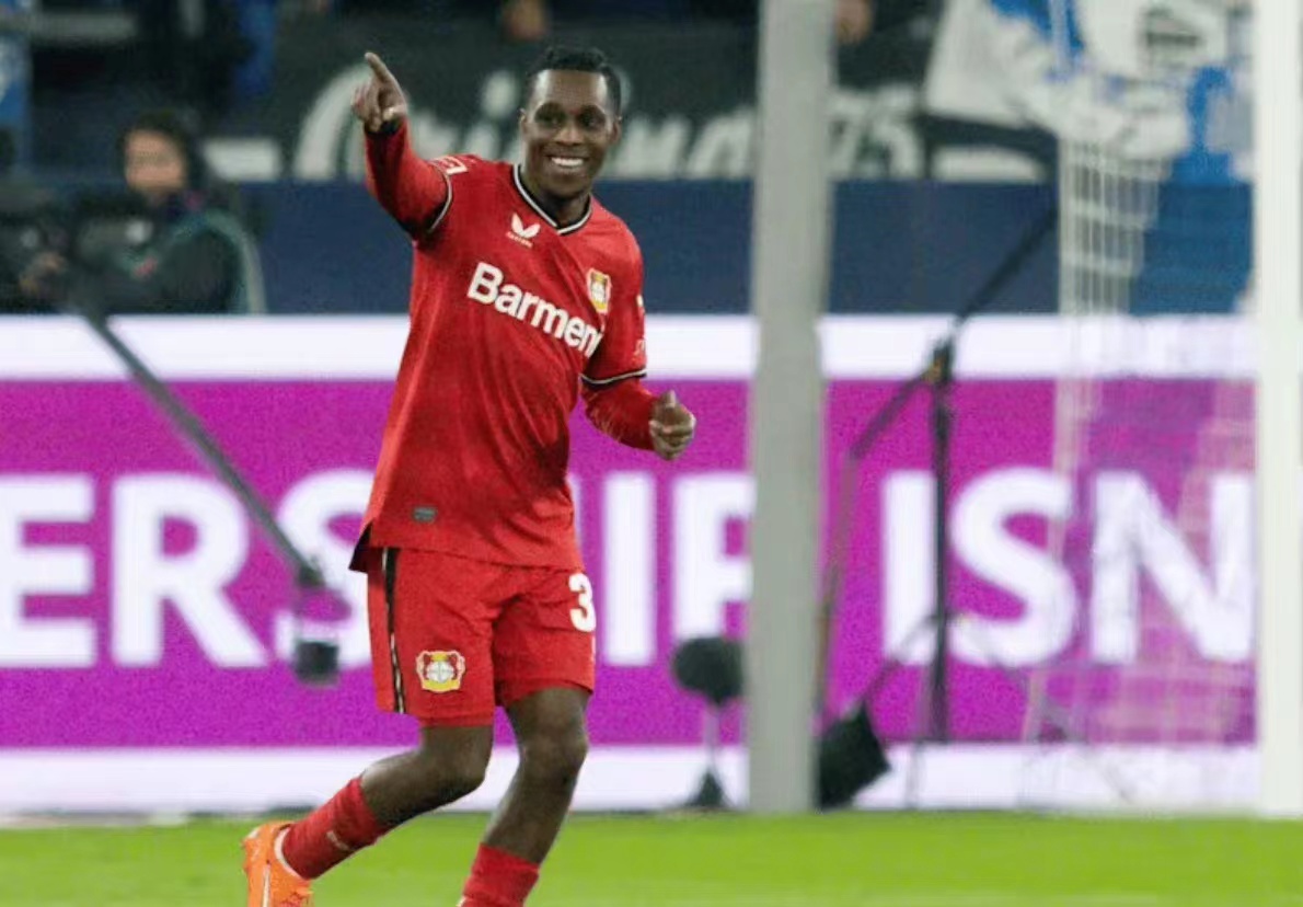 Arsenal pakt topsterren, Frimpong mikt op rechtsbackpositie